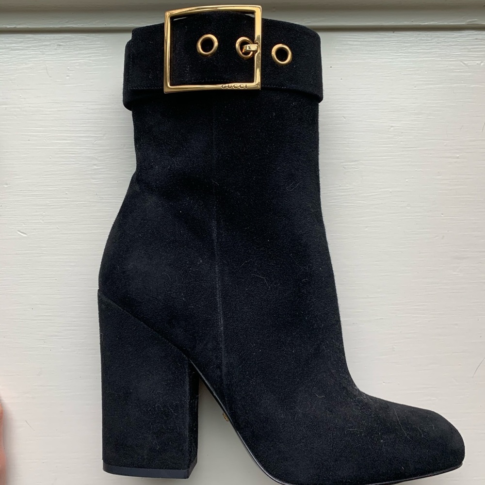 Gucci black suede boots! NEW! Size 40. $650